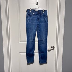 Madewell Light Blue Denim Wash Mid-Rise Waist Skinny Jeggings Pants Jeans
